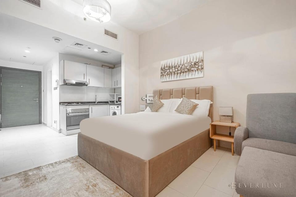 Everluxe Holiday Homes Rental Al Furjan Studio Apartment in Dubai
