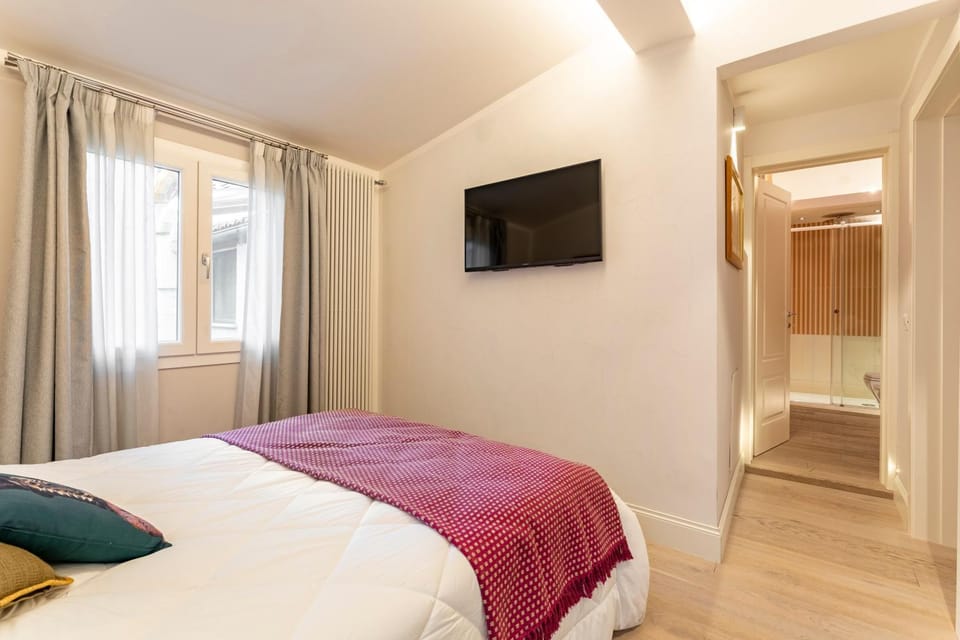 Art Apartment Luxury Sofia Suite Apartment in Florence