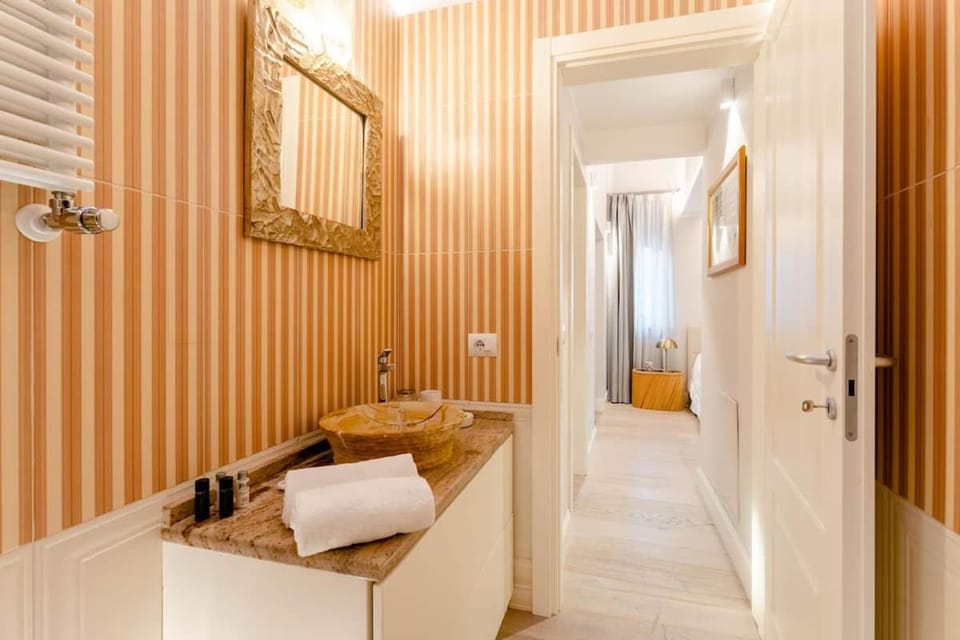 Art Apartment Luxury Sofia Suite Apartment in Florence