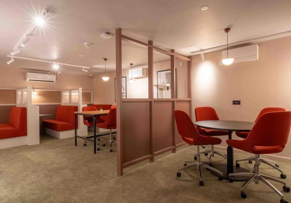 Seating area