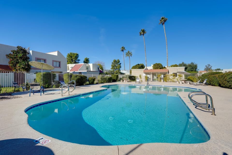 2 Mi to Old Town: Home w/ Pool Access & Patio House in Scottsdale