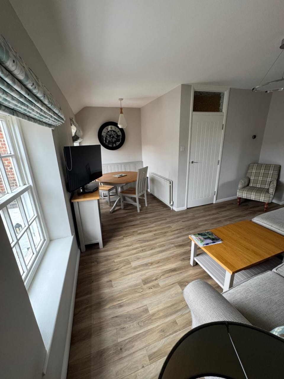 Rooftops Apartment in Louth