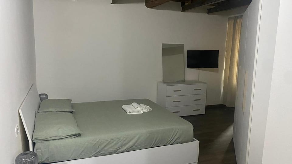 Stupendo bilocale nuovissimo con finiture di lusso Apartment in Carrara