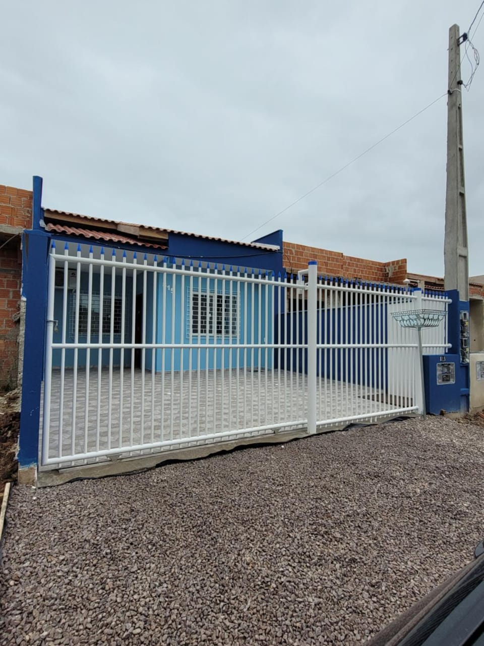 Casa azul de veraneio em Itapoá-SC House in State of Santa Catarina