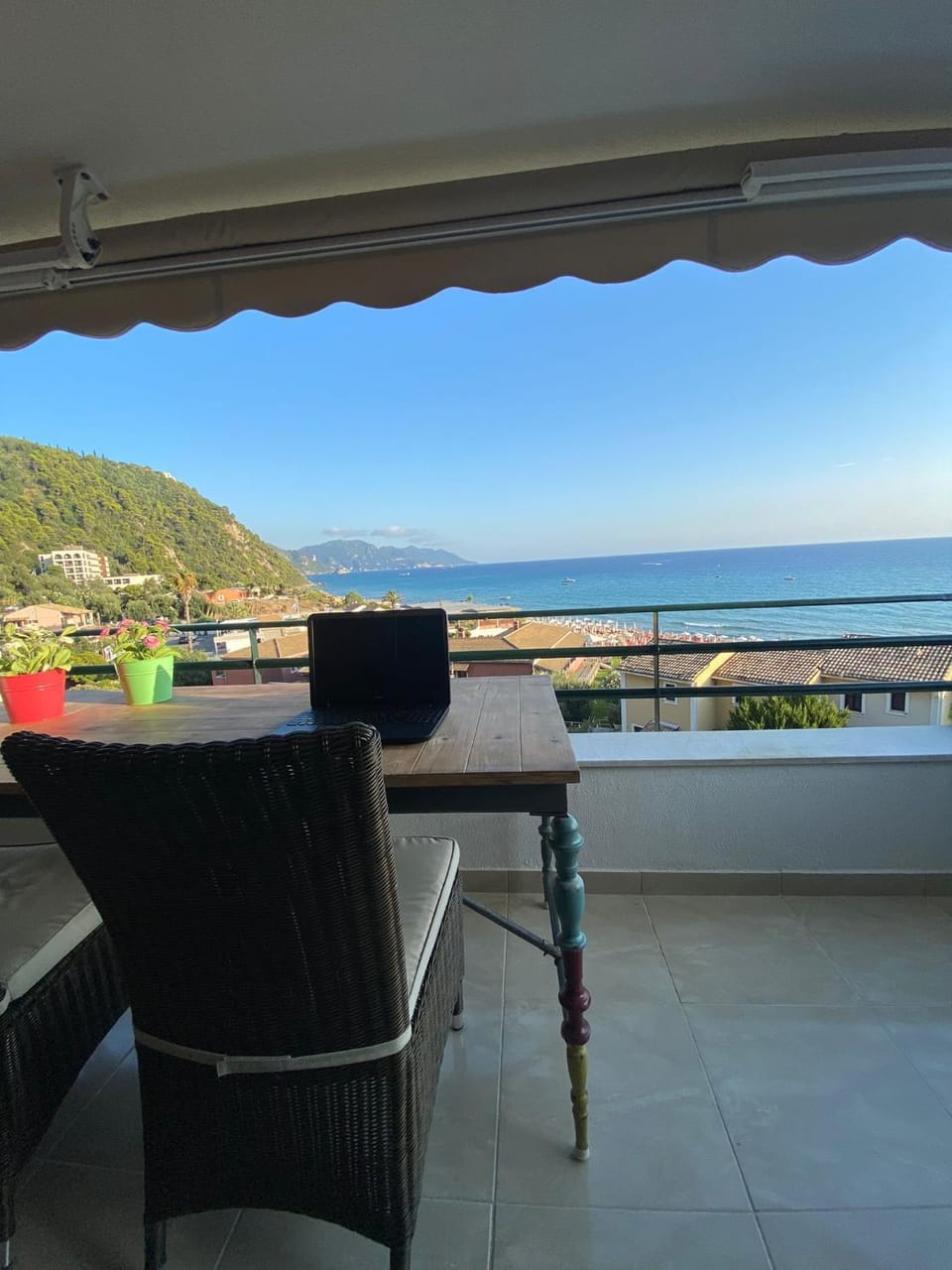 Day, Natural landscape, View (from property/room), Balcony/Terrace, Decorative detail, Seating area, Dining area, Sea view