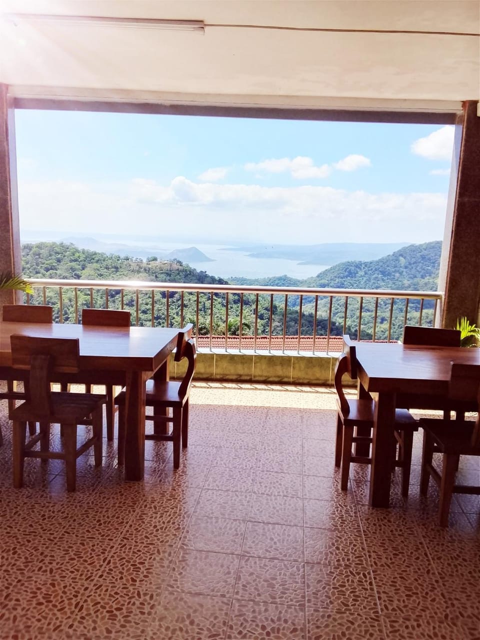 Sang Yoo Mountain View Tagaytay Staycation - Over Looking Of Taal Volcano Hotel in Tagaytay