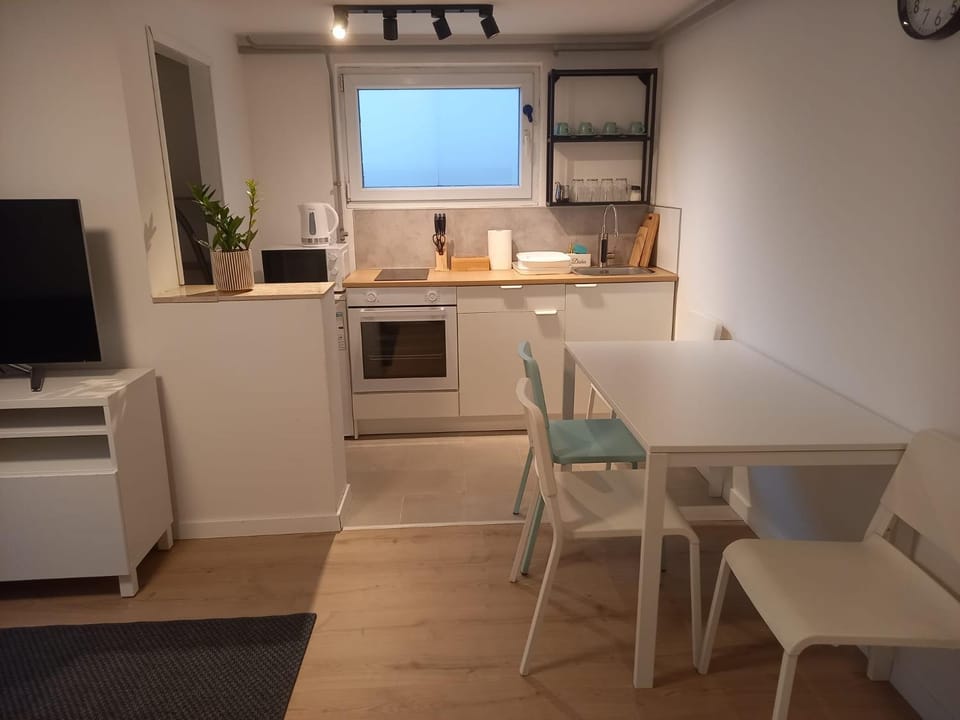 Kitchen or kitchenette, pet friendly