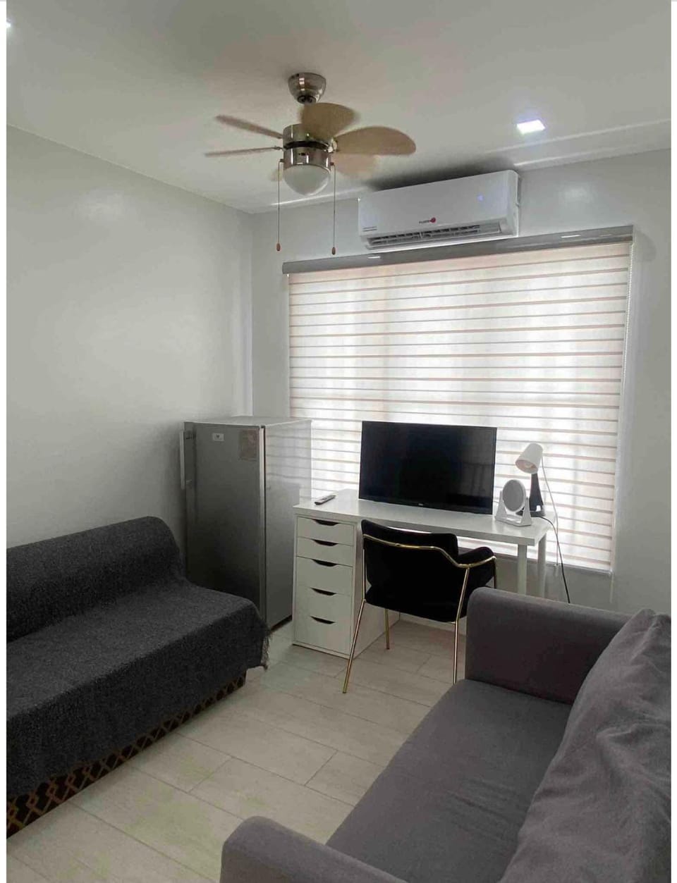 Family Friendly Cozy Village Stay Sta Rosa Belair House in Santa Rosa