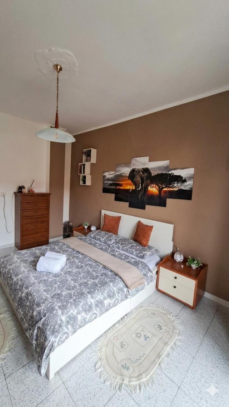 Intero appartamento luminoso e accogliente ! Apartment in Turin