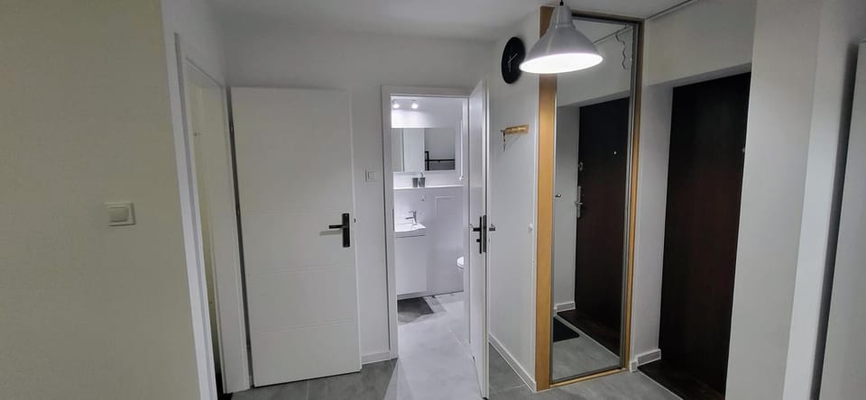 Coffee/tea facilities, furniture