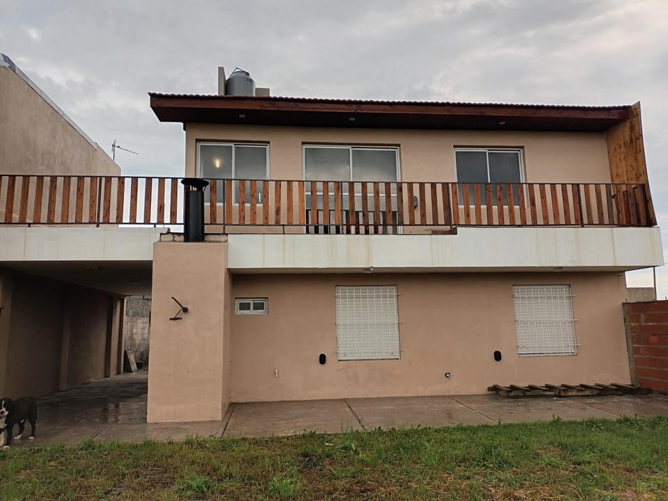 Casa con vista al mar a 50mts y playa House in Buenos Aires Province