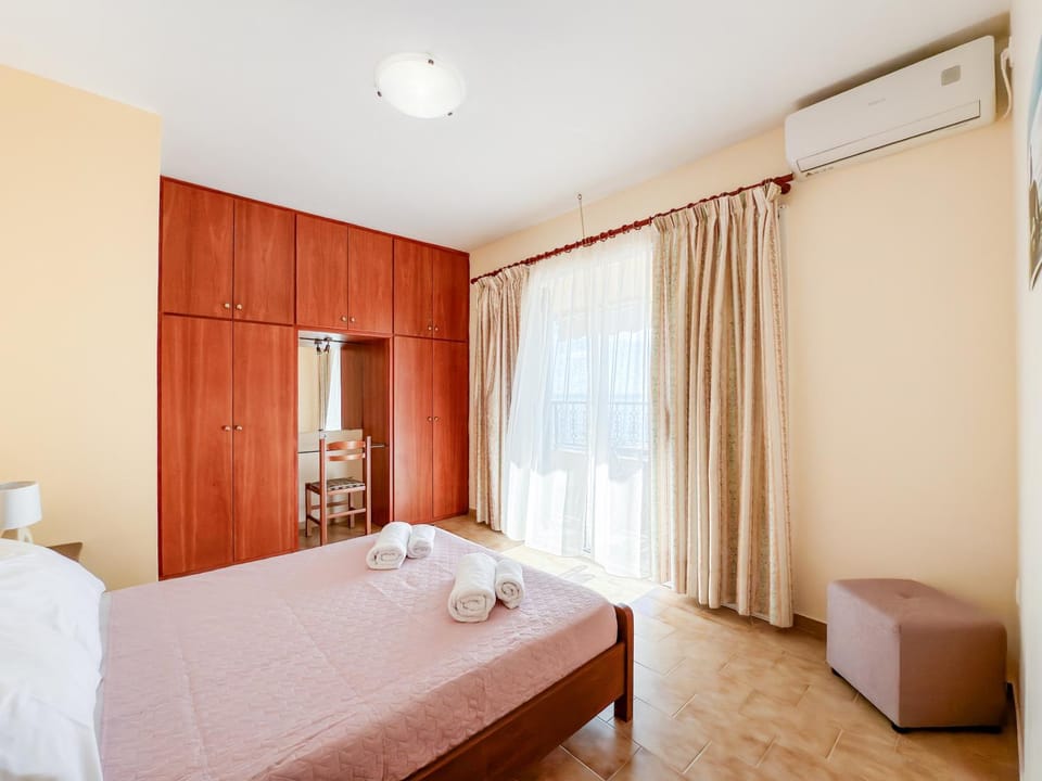 Christos 38 - Blue Glyfada Private Homes Apartment in Corfu, Greece