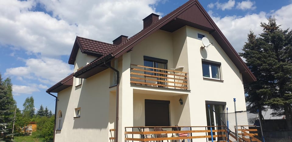 Property building, Day