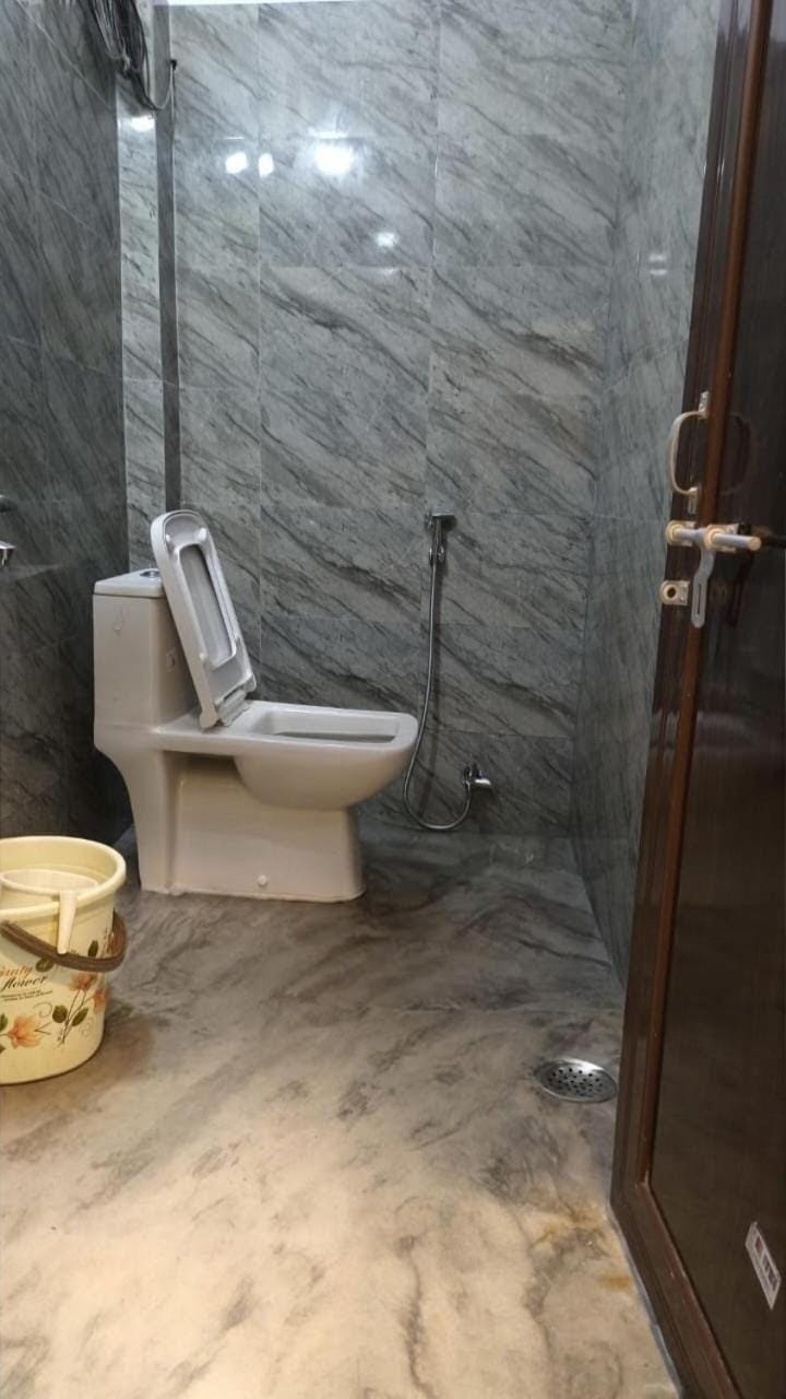 Toilet, Bathroom