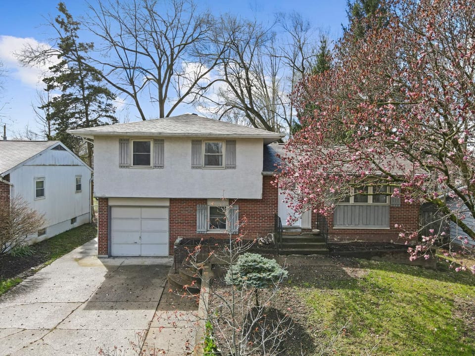 Housepitality - The Woodward Park Charmer - 4BR House in Ohio