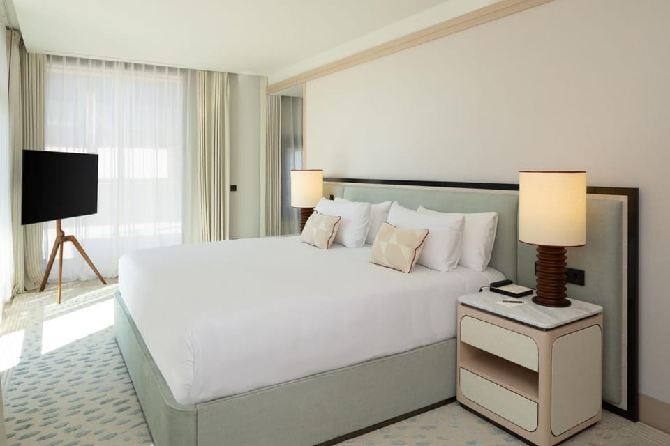 Hotel Miramar Barcelona GL - LVX Preferred Hotels & Resorts - Newly Renovated Hotel in Barcelona