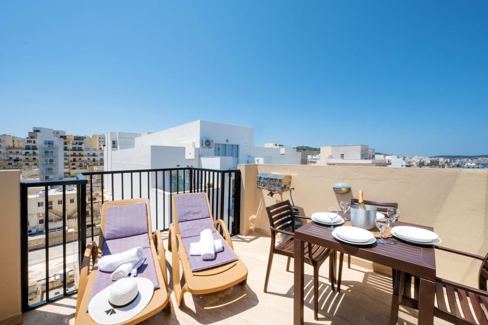 View (from property/room), Balcony/Terrace