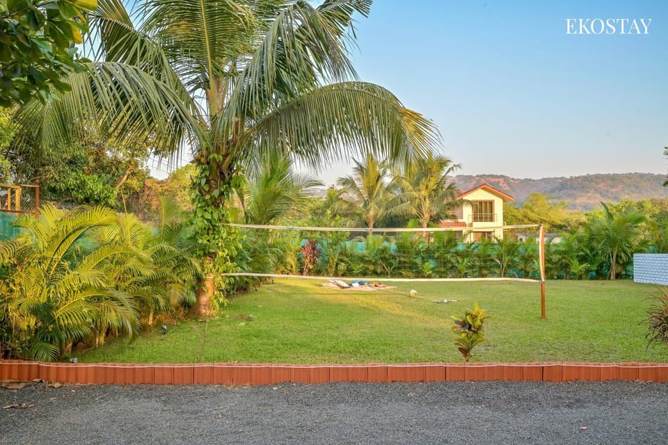 Spring, Day, Natural landscape, Garden, Garden view, Mountain view, River view