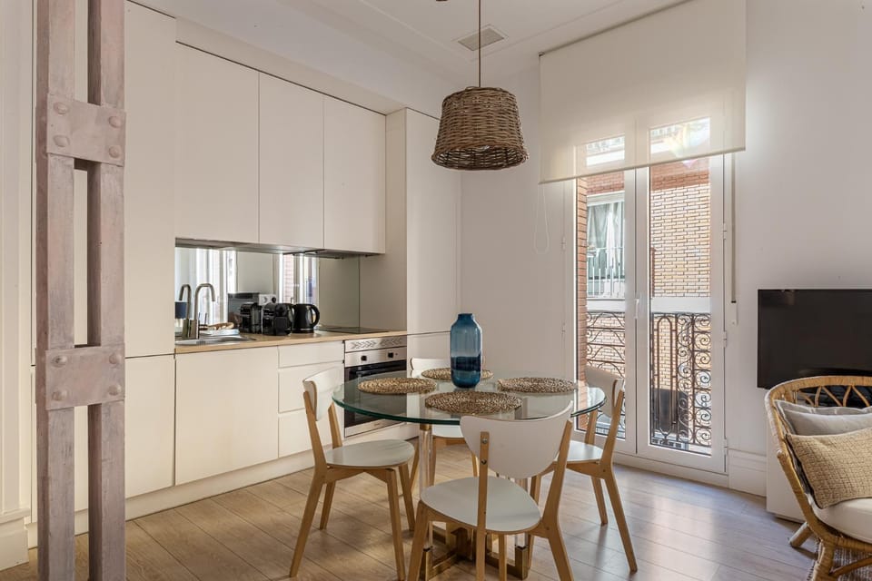 Waou La Latina IV - Alquiler Corta Duración Apartment in Centro