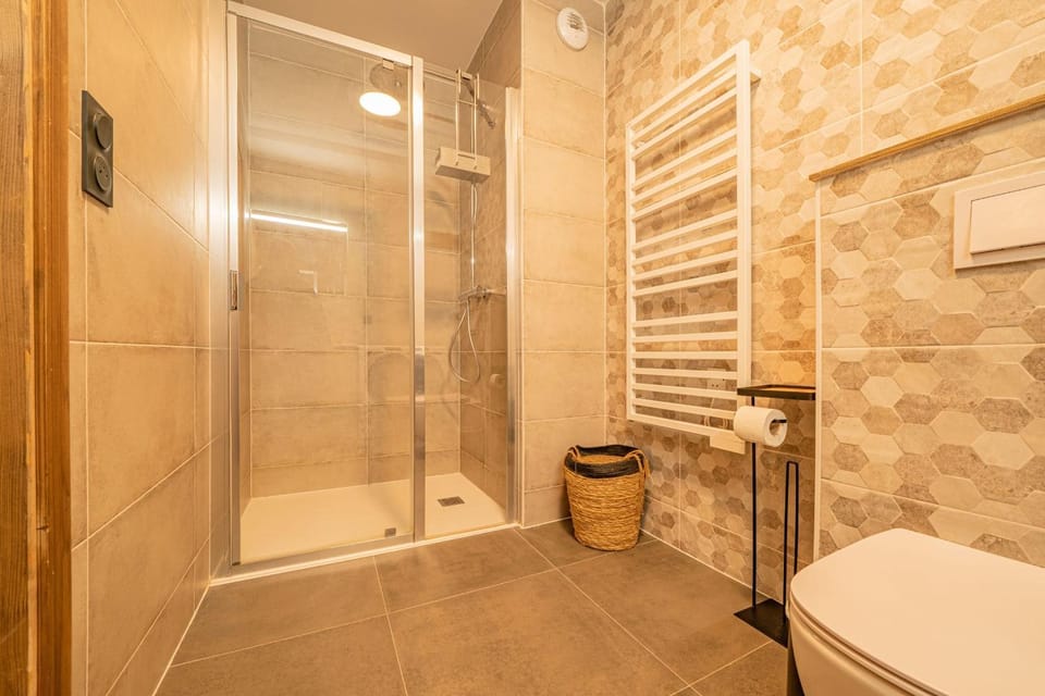 Perle Blanche - Brand New 2 bedroom apartment perfectly located Apartment in Chamonix
