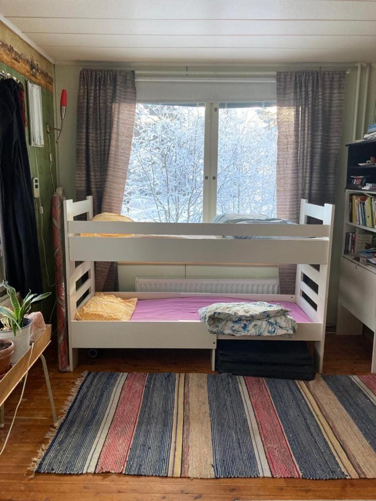 Old Cozy Wood House Apartment in Rovaniemi