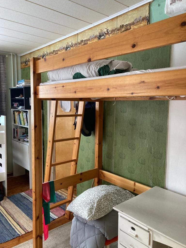 Old Cozy Wood House Apartment in Rovaniemi