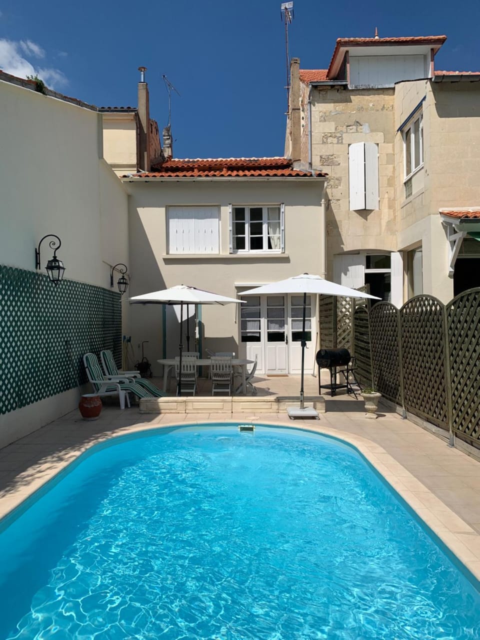 Maison de ville confortable avec piscine House in Nouvelle-Aquitaine