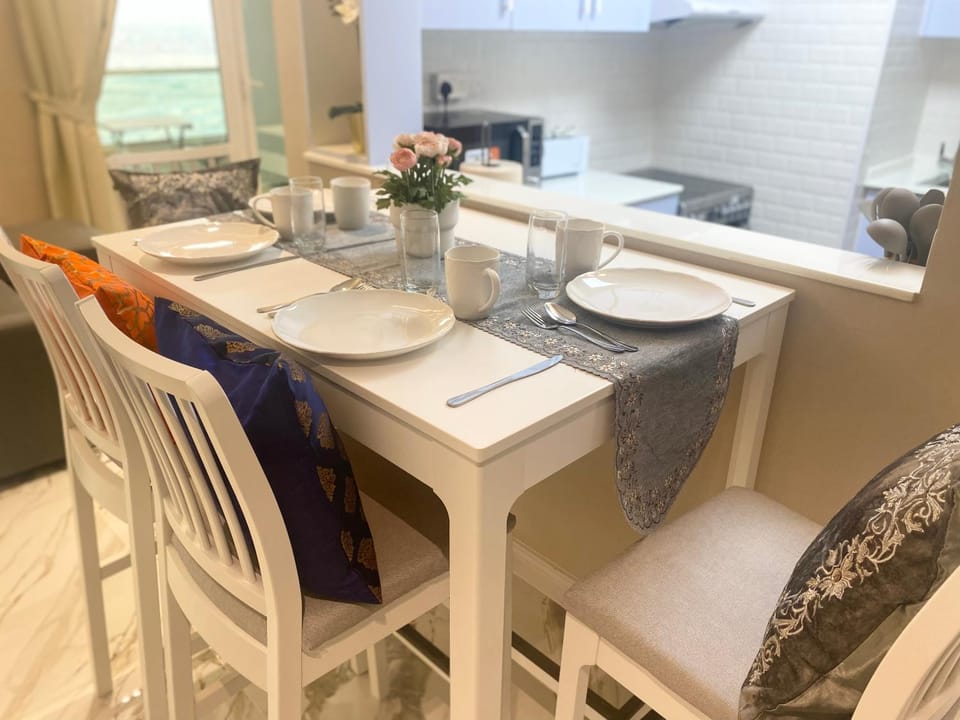 Manchester Regency - 2BR Apartment in Dubai Marina Apartment in Dubai