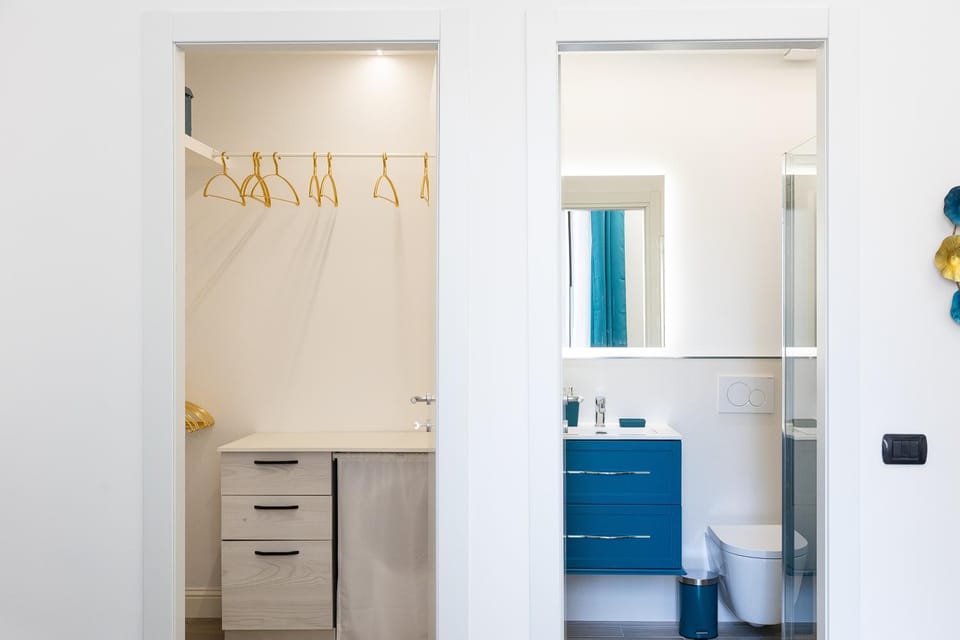 Toilet, Bathroom