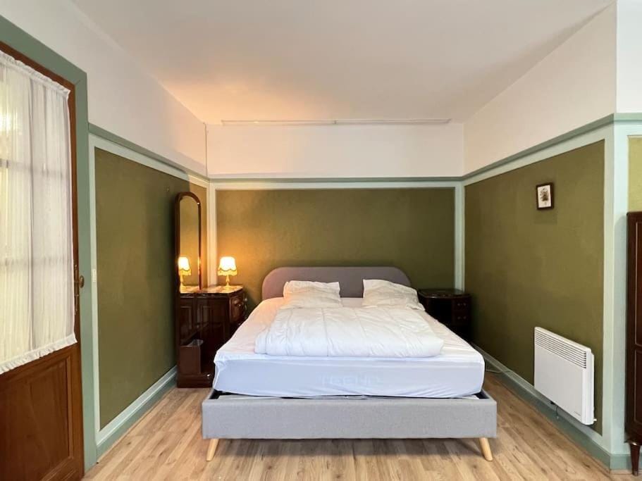 Quartier piéton. T3 65m2. 2 chambres. 5 personnes. Apartment in Cauterets