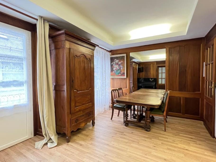 Quartier piéton. T3 65m2. 2 chambres. 5 personnes. Apartment in Cauterets