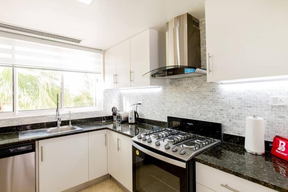 Coffee/tea facilities, Kitchen or kitchenette, dishwasher, minibar, pet friendly, stove, toaster