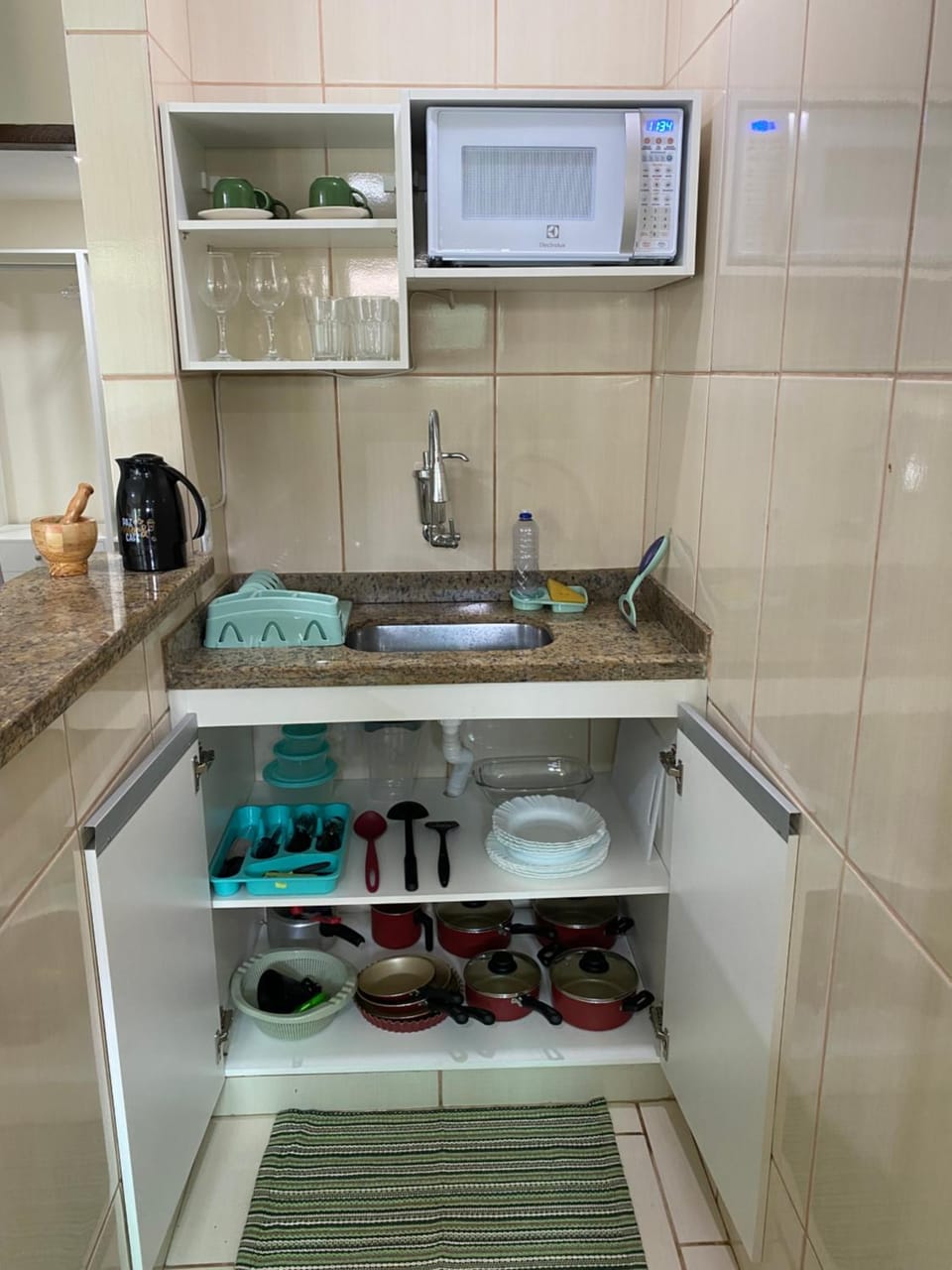 Kitchen or kitchenette, kitchen