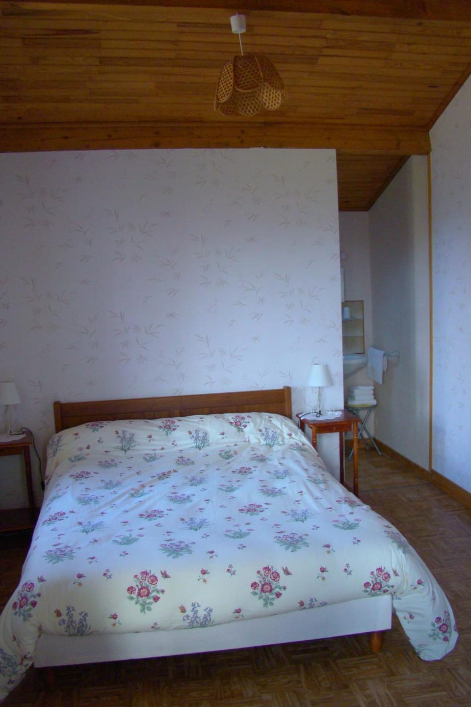 CHAMBRES D'HOTES LES GRAVES Bed and Breakfast in Occitanie
