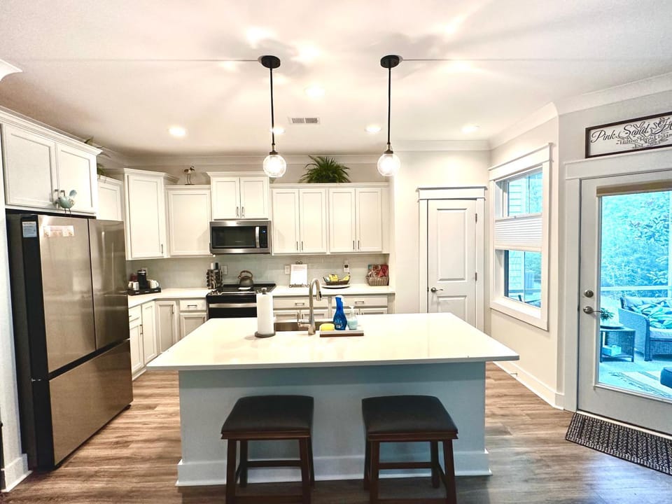 Kitchen or kitchenette, dishwasher, minibar, pet friendly, stove