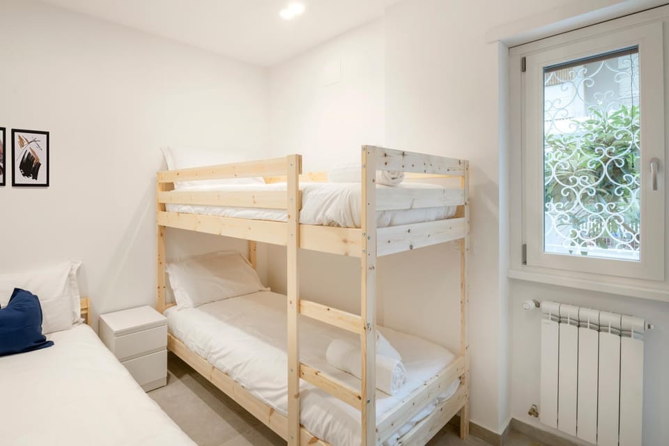 bunk bed