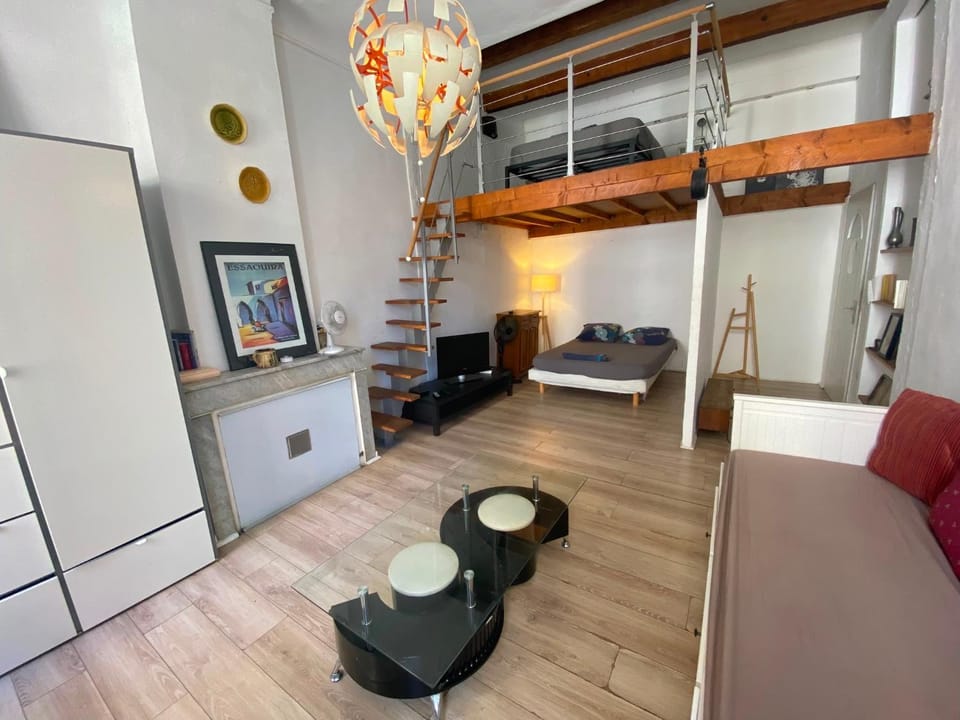 FLC, loft atypique CAMAS HYPER-CENTRE Apartment in Marseille