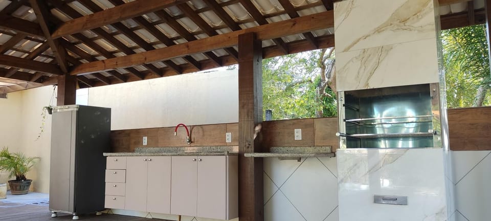 BBQ facilities, oven