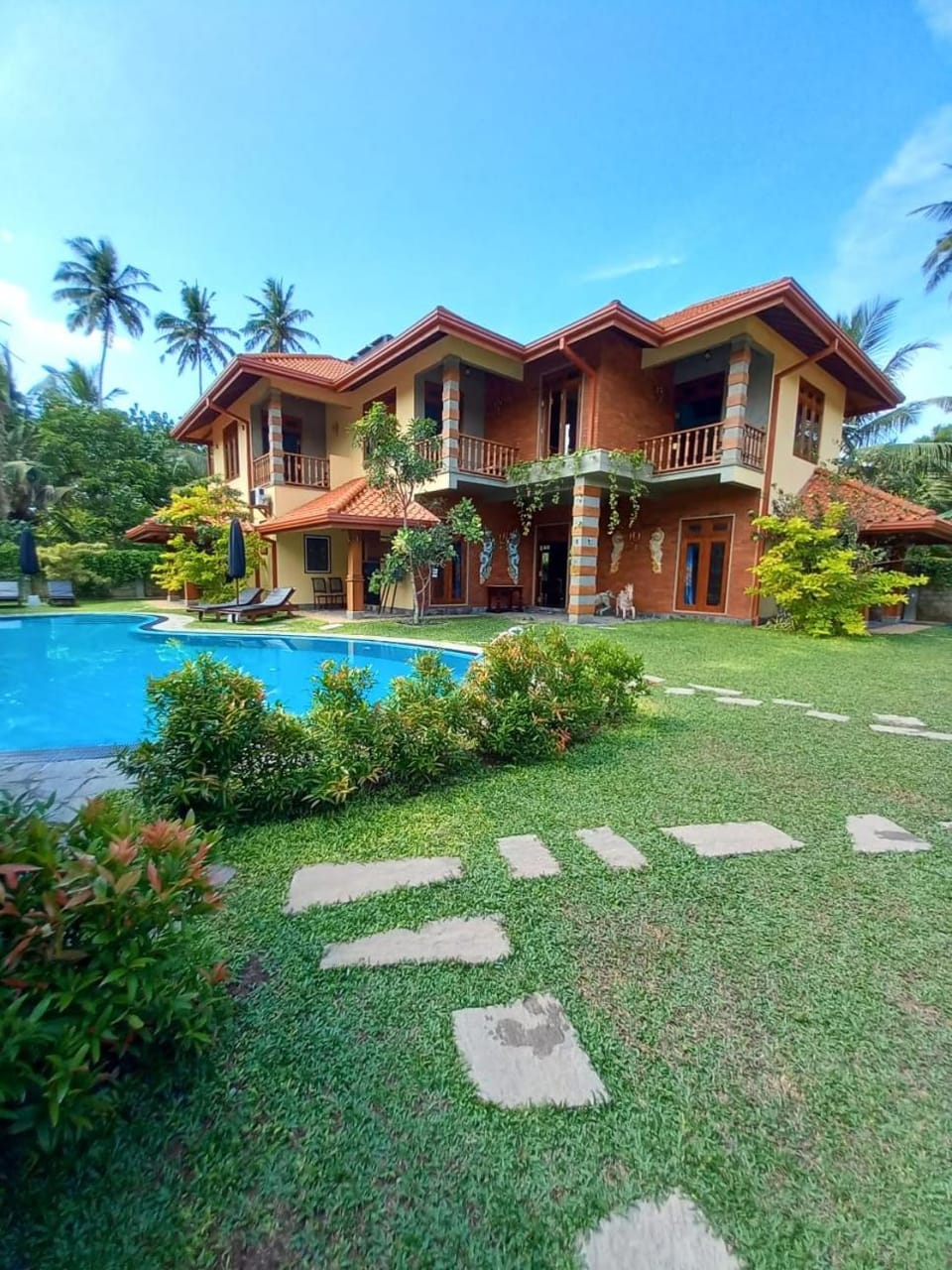 Property building, Swimming pool