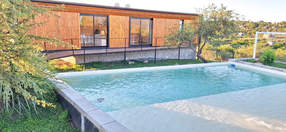 Day, Natural landscape, Pool view, Swimming pool