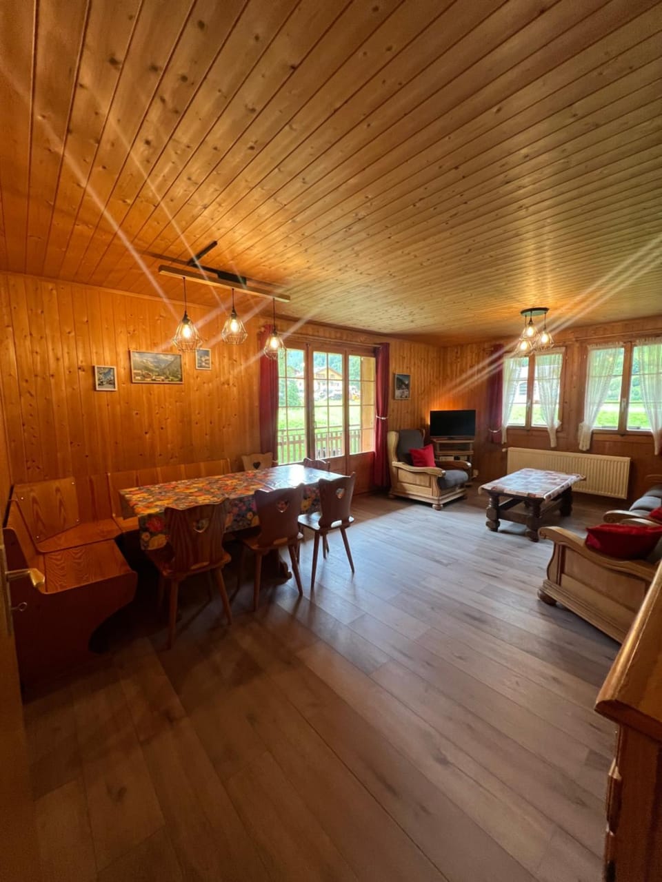 Communal lounge/ TV room