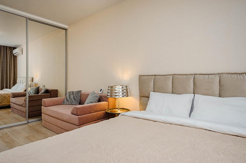 Bedroom, wardrobe