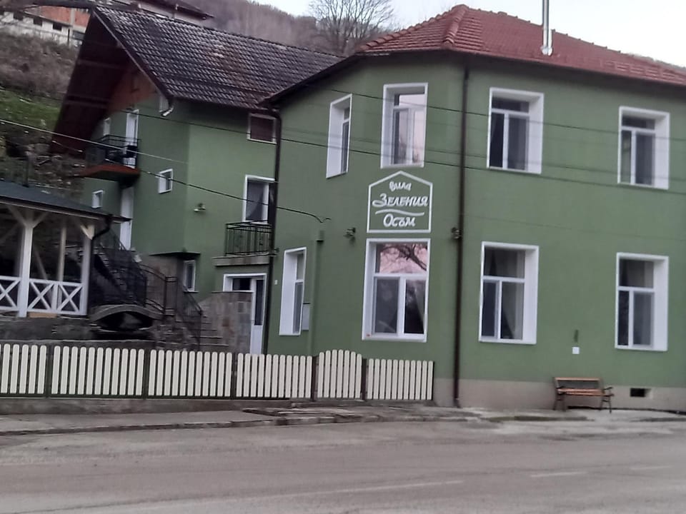 Зеления Осъм Green Osam House in Bulgaria