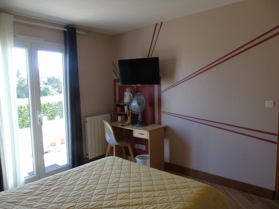 les Eglantines Bed and Breakfast in Casteljaloux