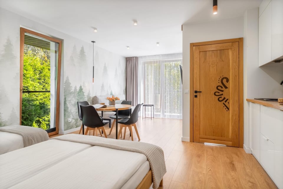 Bed, Kitchen or kitchenette, Living room, Photo of the whole room, Seating area, Dining area, Bedroom
