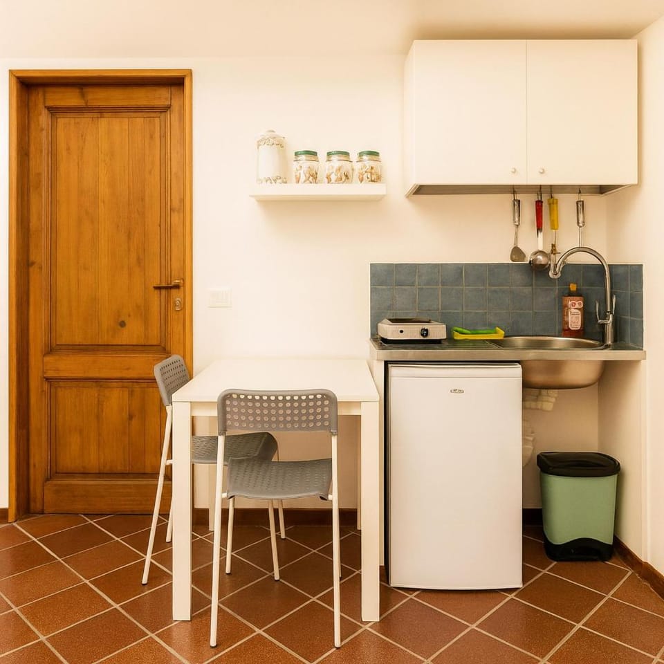 Loft azalea garden WiFi air conditioning Apartment in Florence