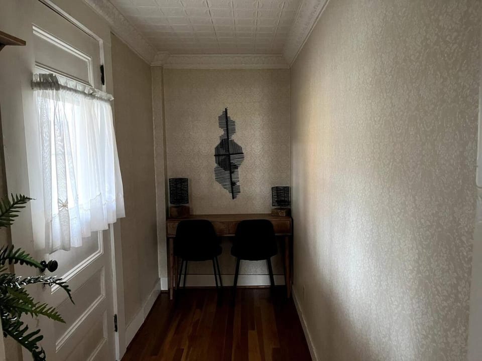 Cute 6-Bedroom Getaway in the heart of Littleton House in Littleton