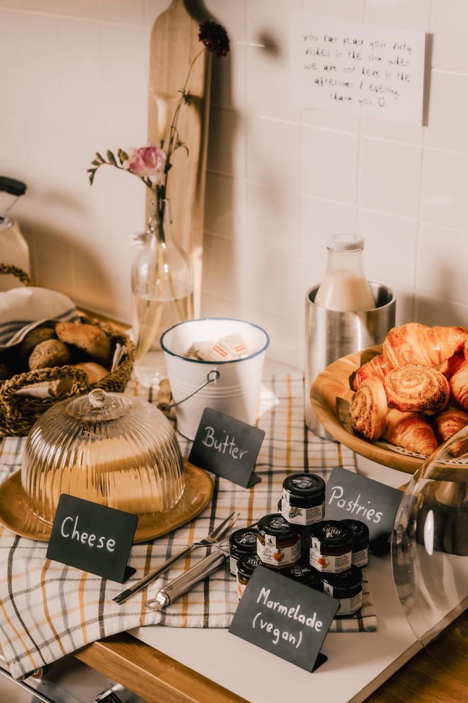 Food close-up, Coffee/tea facilities, Food and drinks, Food, Breakfast, Continental breakfast
