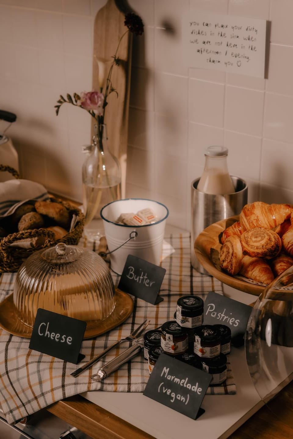 Oak House Vienna - Boutique Guesthouse near Meidling Station Bed and Breakfast in Vienna