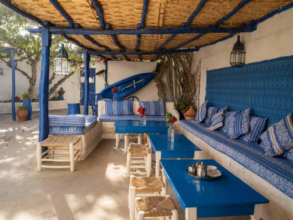 Patio, Restaurant/places to eat, Seating area